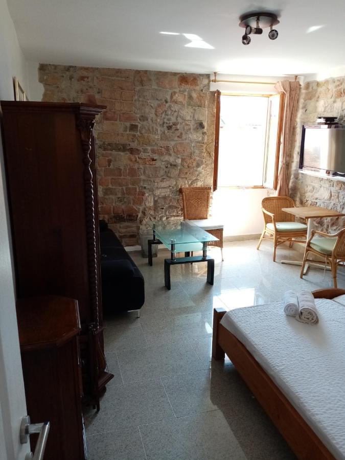 Casa Di Marko 105 M2 Garden Daire Rovinj Dış mekan fotoğraf