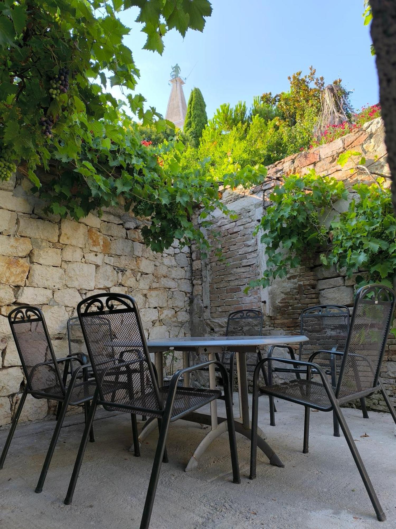 Casa Di Marko 105 M2 Garden Daire Rovinj Dış mekan fotoğraf